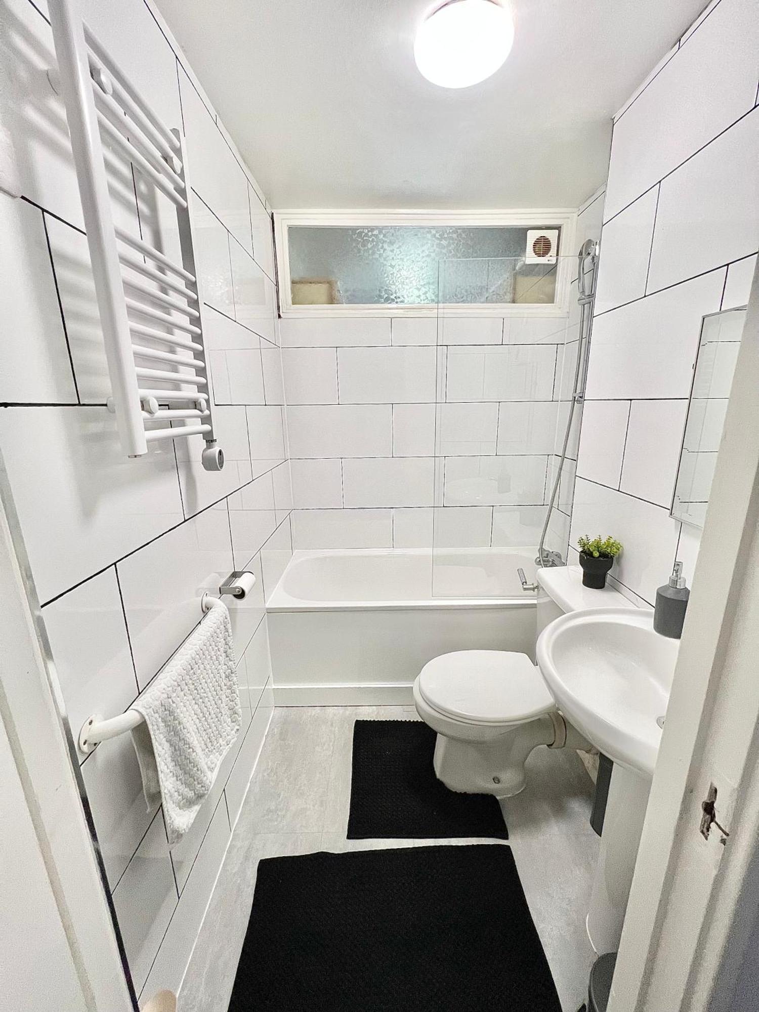 Gorgeous Flat 10 Min Walk To Stadium Free Parking Londres Exterior foto